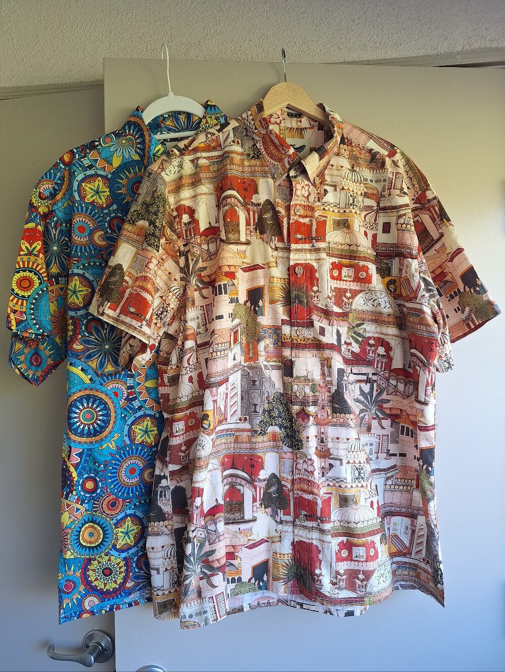 [BUNDLE OF 2] Yiume Men's Hawaiian Shirts XL 100% Cotton Mandala India Palace - Picture 2 of 14